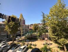 Срочно ! 3-комнатная квартира в центре города Сухум 