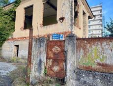 УЧАСТОК 5 СОТОК У ЦЕНТРА СУХУМА ЗА 2,3 Млн.₽