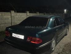 Mercedes-Benz E-Класс