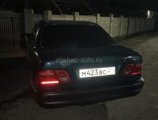 Mercedes-Benz E-Класс