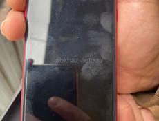 Продаю IPhone 8