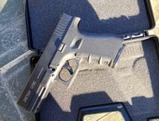 Пистолет холостой, 