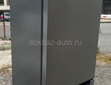 Индезит total no frost 2 метра, состояние нового 