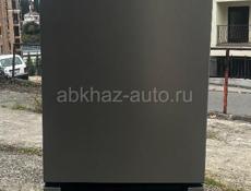 Индезит total no frost 2 метра, состояние нового 