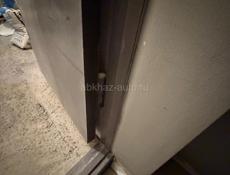 Дверь входная железная