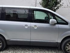 Делика 2007 год полное каплектация 2.4 полный привод есть блокировка в хорошем состоянии 600 т небольшой торг  3 люка 