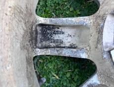 Продаю колеса в сборе Ниссан Ниссан 