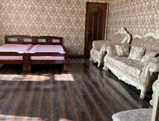 Сдам этажа в двухэтажном доме районе Маяк в 250 м от моря