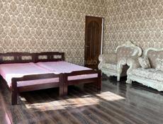 Сдам этажа в двухэтажном доме районе Маяк  в 250 м от моря