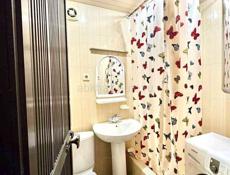 2 - К. КВАРТИРА В ЦЕНТРЕ СУХУМА С МЕБЕЛЬЮ У МОРЯ