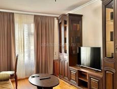 2 - К. КВАРТИРА В ЦЕНТРЕ СУХУМА С МЕБЕЛЬЮ У МОРЯ