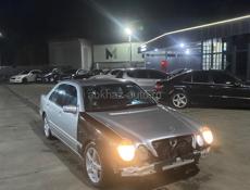 Mercedes-Benz E-Класс