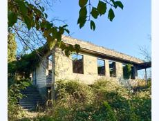 Продается дом с ветхим строение 19 соток! С видом на море !