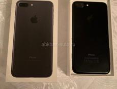 Айфон 7 плюс в отличном состоянии в своей коробке