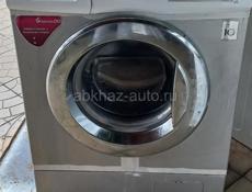 Стиральная машина LG на 6кг. 