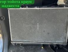 Toyota краун капот ,вентилятор, радиатор, фары,