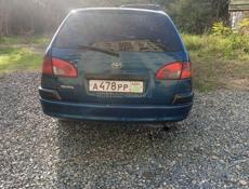 Toyota Avensis Verso