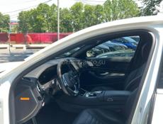 Mercedes-Benz S-Класс