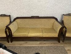 Диван в хорошем состоянии 