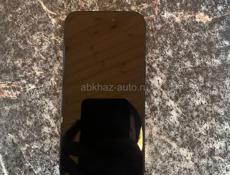 Продается айфон 15 на 256 г 
