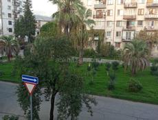 Продается 3-х комнатная квартира жилая в центре г.Сухум