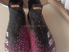 Бутсы спортивные