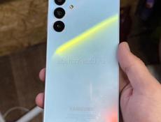 Телефон в хорошем состоянии документы в наличии