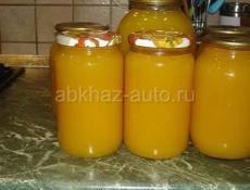 Продаётся мандариновый сок в литровых банках По 150 р Оптом от 10 шт - по 100 р Звонить или писать на ватсап 7752026