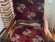 Ренессанс: обеденный стол, 4 стула, 2 кресла