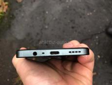 Телефон realme