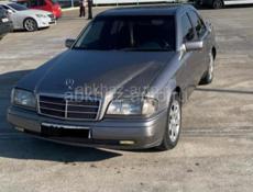 Mercedes-Benz S-Класс