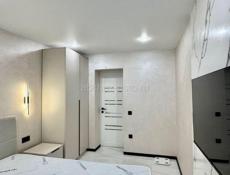 2 - К. КВАРТИРА С РЕМОНТОМ 100М ОТ МОРЯ В СУХУМЕ