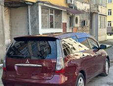 Mitsubishi Grandis