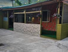 Сдам на год домик 