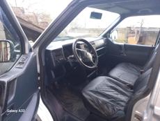 Volkswagen Caravella