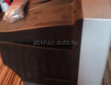 ПРОДАМ МАЛЕНЬКИЙ ТЕЛЕВИЗОР С ПУЛЬТОМ  !! 
