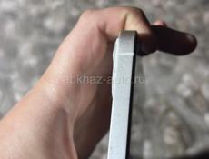 Обменяю 13 айфон  с моей доплатой 