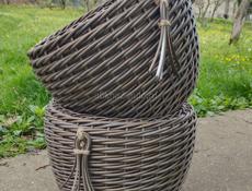 Вазоны из ротанга