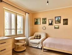 УЧАСТОК С ДОМОМ У МОРЯ В СУХУМЕ НА МАЯКЕ