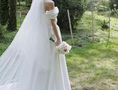 Продается дизайнерское свадебное платье