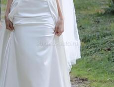 Продается дизайнерское свадебное платье