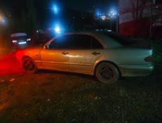 Mercedes-Benz E-Класс