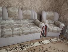 Диван с креслом