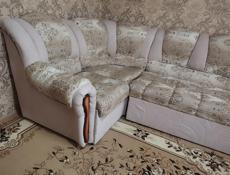 Диван с креслом