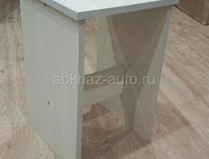 Табуретка новая