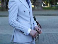 Продам костюм