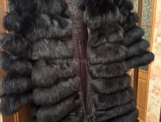Черная шуба 7000т, серая полушуба  5000 За дополнительной информацией по телефону +79409325744