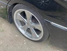 Диски с резиной 4 шт. Имеют шикарный вид!! 2 резины как новые 2 передние под замену! Два диска чуть кривые надо ровнять. Без трещин сварок, торг ! Вид имеет бомба