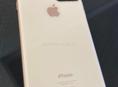 Продаю iPhone 8 + в хорошем состоянии. 