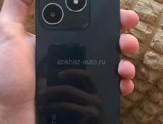 Продаю срочно! Телефон Realme c 61 на 128 гигабайт ,в подарок чехол кабель  блок 